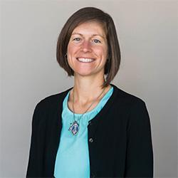 Tracy Guerrette Headshot